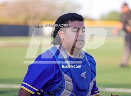 Thumbnail 3 in Corsicana vs. Forney (UIL 5A Bi-District) photogallery.