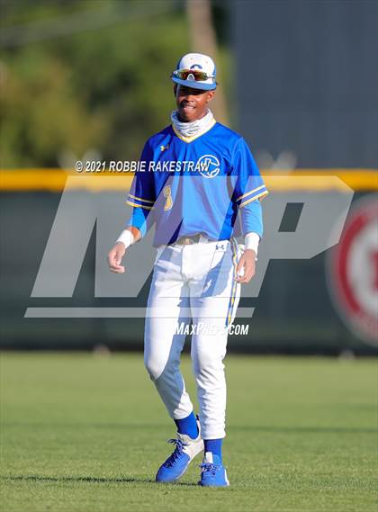 Thumbnail 3 in Corsicana vs. Forney (UIL 5A Bi-District) photogallery.