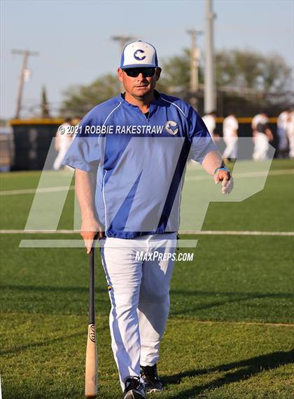 Thumbnail 3 in Corsicana vs. Forney (UIL 5A Bi-District) photogallery.