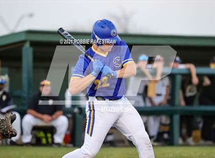 Thumbnail 3 in Corsicana vs. Forney (UIL 5A Bi-District) photogallery.