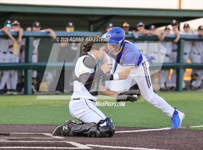 Thumbnail 3 in Corsicana vs. Forney (UIL 5A Bi-District) photogallery.