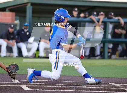 Thumbnail 3 in Corsicana vs. Forney (UIL 5A Bi-District) photogallery.