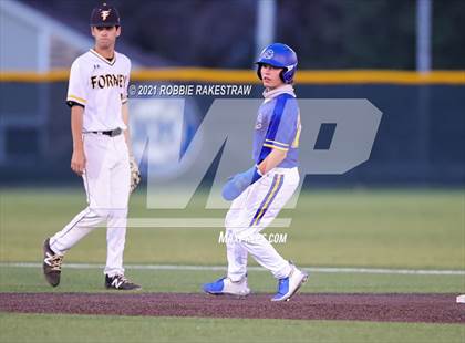 Thumbnail 2 in Corsicana vs. Forney (UIL 5A Bi-District) photogallery.