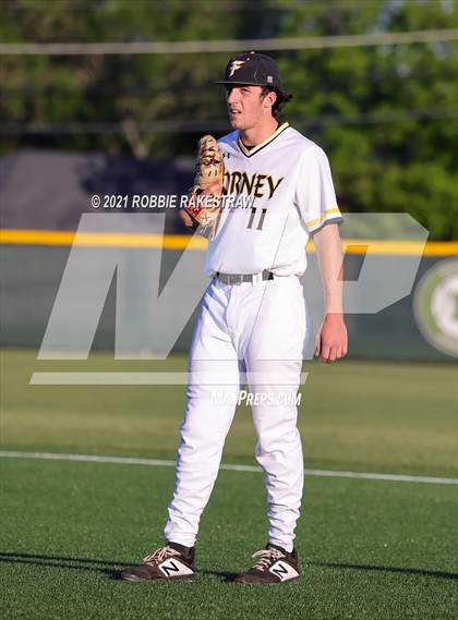 Thumbnail 2 in Corsicana vs. Forney (UIL 5A Bi-District) photogallery.