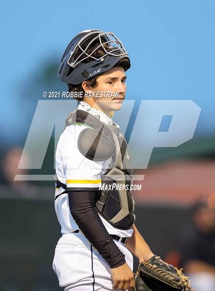 Thumbnail 1 in Corsicana vs. Forney (UIL 5A Bi-District) photogallery.