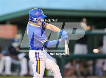 Thumbnail 2 in Corsicana vs. Forney (UIL 5A Bi-District) photogallery.