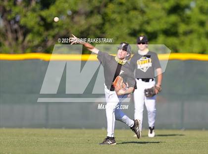 Thumbnail 1 in Corsicana vs. Forney (UIL 5A Bi-District) photogallery.