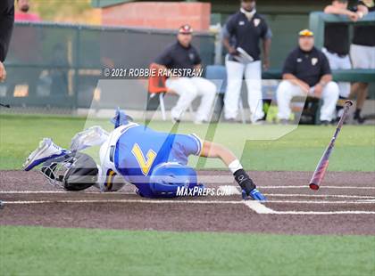 Thumbnail 3 in Corsicana vs. Forney (UIL 5A Bi-District) photogallery.