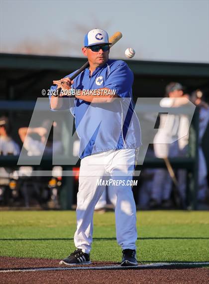 Thumbnail 3 in Corsicana vs. Forney (UIL 5A Bi-District) photogallery.