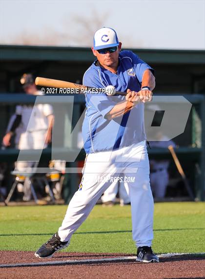 Thumbnail 2 in Corsicana vs. Forney (UIL 5A Bi-District) photogallery.