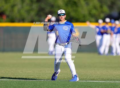 Thumbnail 1 in Corsicana vs. Forney (UIL 5A Bi-District) photogallery.