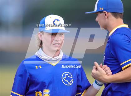Thumbnail 3 in Corsicana vs. Forney (UIL 5A Bi-District) photogallery.