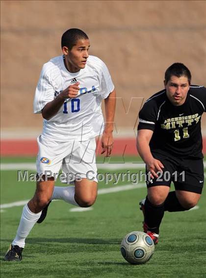 Thumbnail 1 in Archbishop Mitty @ Serra photogallery.
