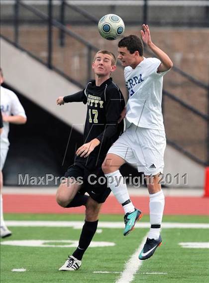 Thumbnail 3 in Archbishop Mitty @ Serra photogallery.