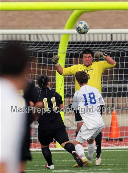 Thumbnail 3 in Archbishop Mitty @ Serra photogallery.