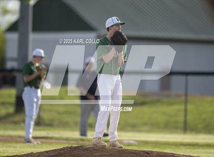 Thumbnail 1 in Moorefield @ Musselman photogallery.