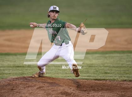 Thumbnail 1 in Moorefield @ Musselman photogallery.