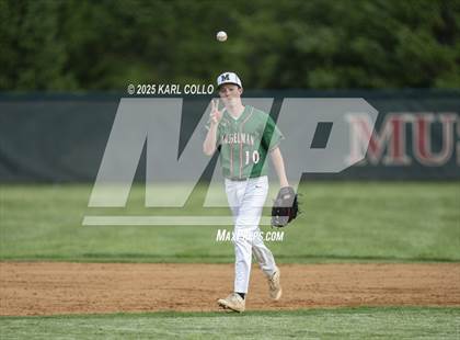 Thumbnail 2 in Moorefield @ Musselman photogallery.
