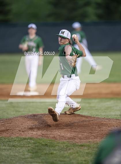 Thumbnail 1 in Moorefield @ Musselman photogallery.