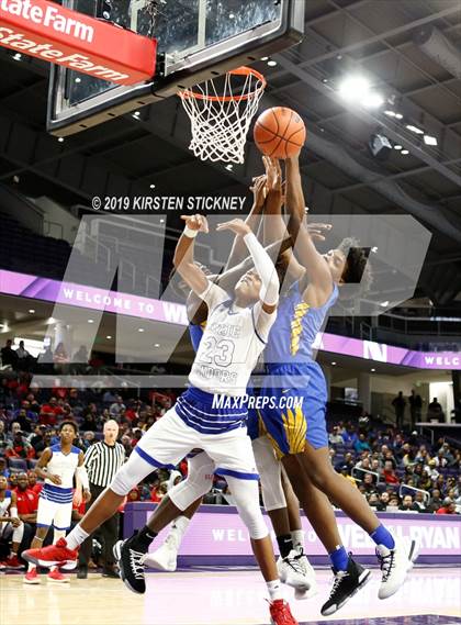 Thumbnail 2 in Curie vs. Simeon (IHSA 4A Super-Sectional Final) photogallery.