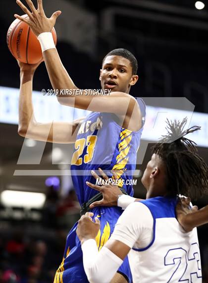 Thumbnail 3 in Curie vs. Simeon (IHSA 4A Super-Sectional Final) photogallery.