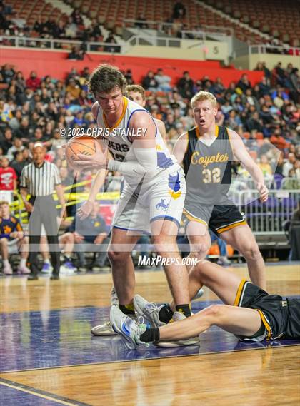 Thumbnail 2 in Arizona Lutheran Academy @ Pima (AIA-2A Semifinals) photogallery.