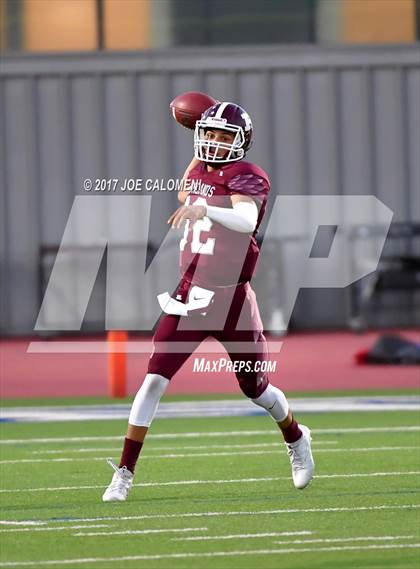 Thumbnail 2 in Jefferson vs Highlands photogallery.