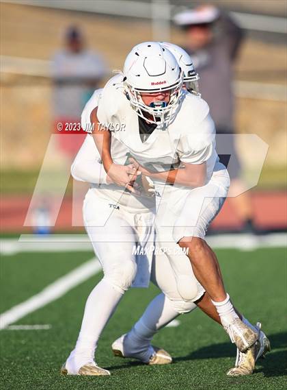 Thumbnail 3 in Trinity Christian vs Dallas HSAA (scrimmage) photogallery.