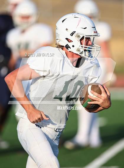 Thumbnail 1 in Trinity Christian vs Dallas HSAA (scrimmage) photogallery.