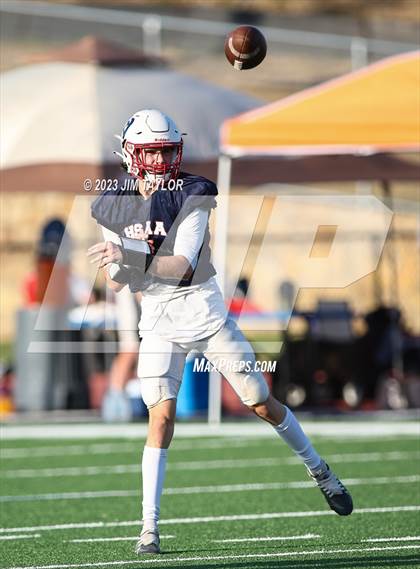 Thumbnail 2 in Trinity Christian vs Dallas HSAA (scrimmage) photogallery.