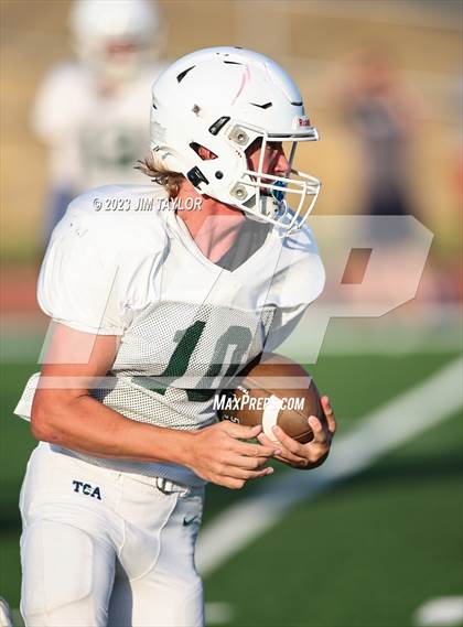 Thumbnail 3 in Trinity Christian vs Dallas HSAA (scrimmage) photogallery.