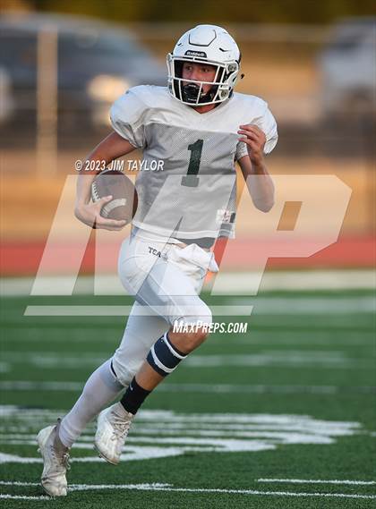 Thumbnail 2 in Trinity Christian vs Dallas HSAA (scrimmage) photogallery.