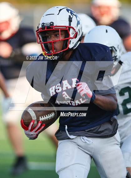 Thumbnail 1 in Trinity Christian vs Dallas HSAA (scrimmage) photogallery.
