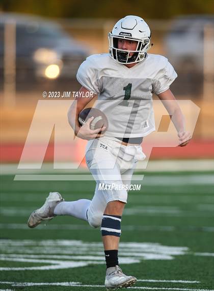 Thumbnail 3 in Trinity Christian vs Dallas HSAA (scrimmage) photogallery.