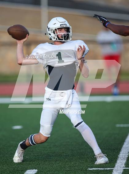 Thumbnail 1 in Trinity Christian vs Dallas HSAA (scrimmage) photogallery.