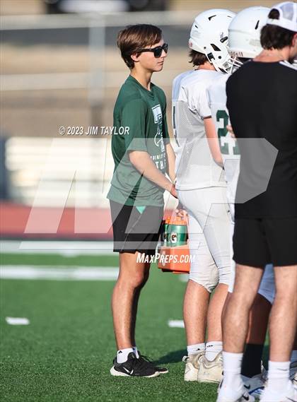Thumbnail 2 in Trinity Christian vs Dallas HSAA (scrimmage) photogallery.