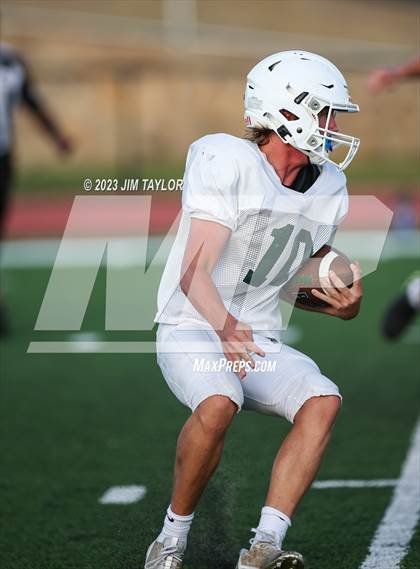 Thumbnail 1 in Trinity Christian vs Dallas HSAA (scrimmage) photogallery.