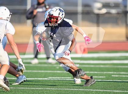 Thumbnail 1 in Trinity Christian vs Dallas HSAA (scrimmage) photogallery.