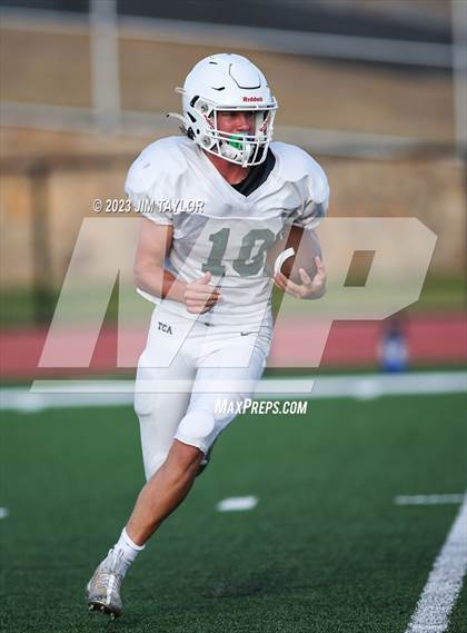 Thumbnail 1 in Trinity Christian vs Dallas HSAA (scrimmage) photogallery.
