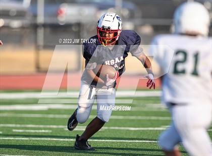 Thumbnail 2 in Trinity Christian vs Dallas HSAA (scrimmage) photogallery.