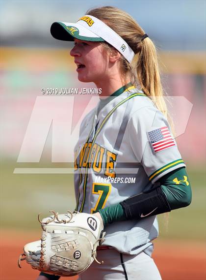 Thumbnail 2 in Bishop Manogue vs Timberline (Win The Pitch Tournament) photogallery.
