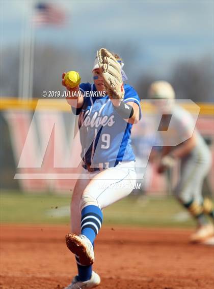Thumbnail 3 in Bishop Manogue vs Timberline (Win The Pitch Tournament) photogallery.