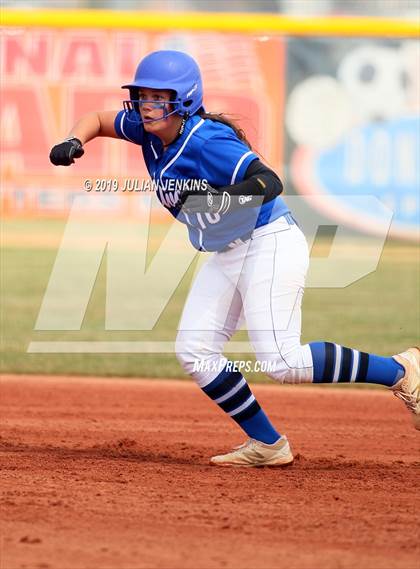 Thumbnail 3 in Bishop Manogue vs Timberline (Win The Pitch Tournament) photogallery.