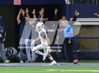 Thumbnail 1 in Allen vs. Rockwall (UIL 6A D1 Area) photogallery.