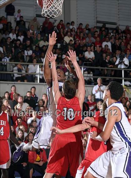 Thumbnail 2 in Lodi @ Sacramento (CIF SJS D2 Playoffs) photogallery.
