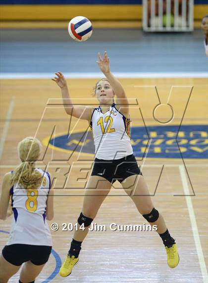 Thumbnail 1 in Chicago Christian vs Niles North (Eagle Invite) photogallery.
