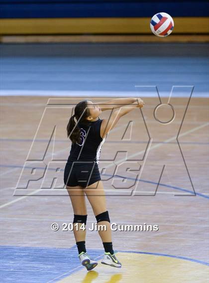 Thumbnail 1 in Chicago Christian vs Niles North (Eagle Invite) photogallery.