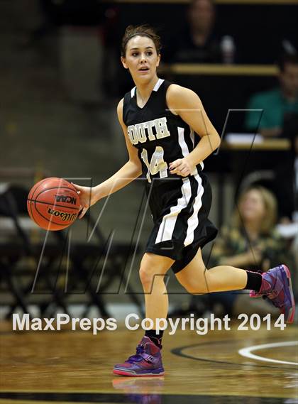 Thumbnail 2 in Mesa Ridge vs. Pueblo South (CHSAA 4A Semifinal) photogallery.