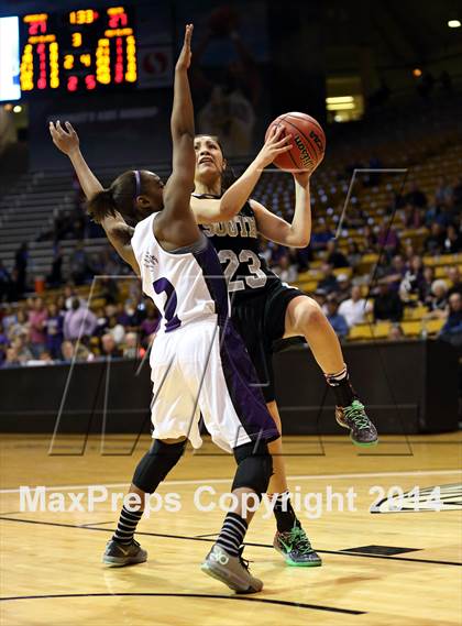 Thumbnail 3 in Mesa Ridge vs. Pueblo South (CHSAA 4A Semifinal) photogallery.