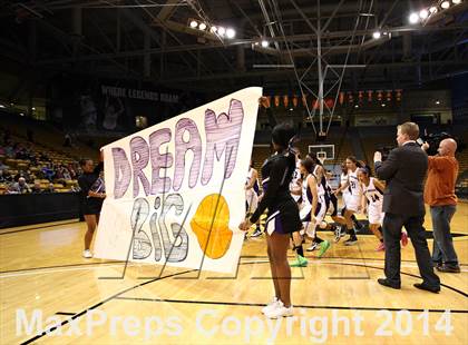 Thumbnail 2 in Mesa Ridge vs. Pueblo South (CHSAA 4A Semifinal) photogallery.